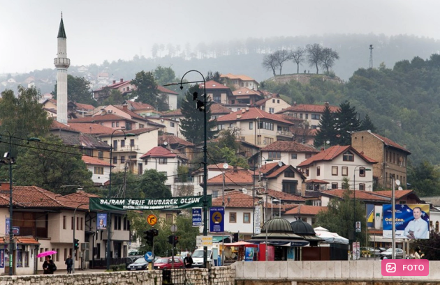 Əhalisinin çox hissəsini müsəlmanlar təşkil edən, Şərqlə Qərbin görüşdüyü Avropa şəhəri