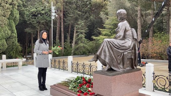 Ombudsman Aparatının kollektivi Heydər Əliyevin xatirəsini yad etdi - FOTO