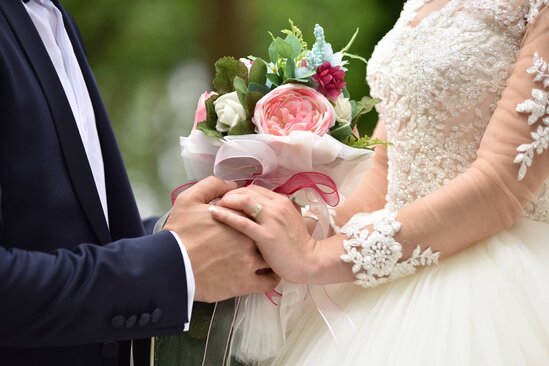 Evləndikdən bir neçə saat sonra arvadını öldürdü