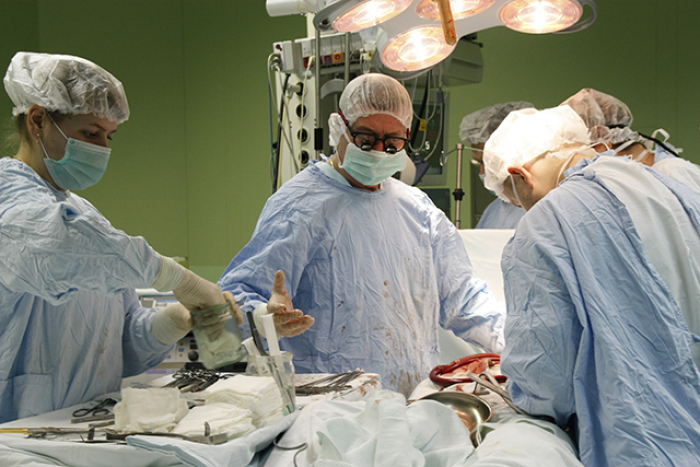 Рнпц фтизиопульмонологии минск. Рнпц кардиология в минске. Пересадка комплекса сердце легкие. Акмырадов селим семья минск рнпц. Рнпц кардиология минск платные.