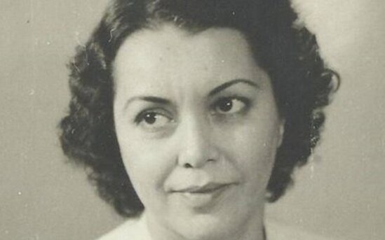 Özündən 17 yaş kiçik aktyorla eşq yaşadı, qızıyla eyni xəstəxanada can verdi...