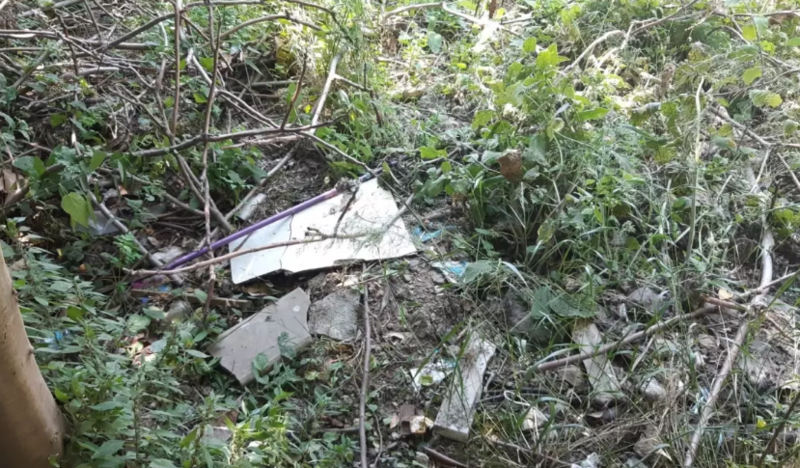 "Uyğunsuz geyim" mübahisəsində qonşusunu silgi sapı ilə döydü