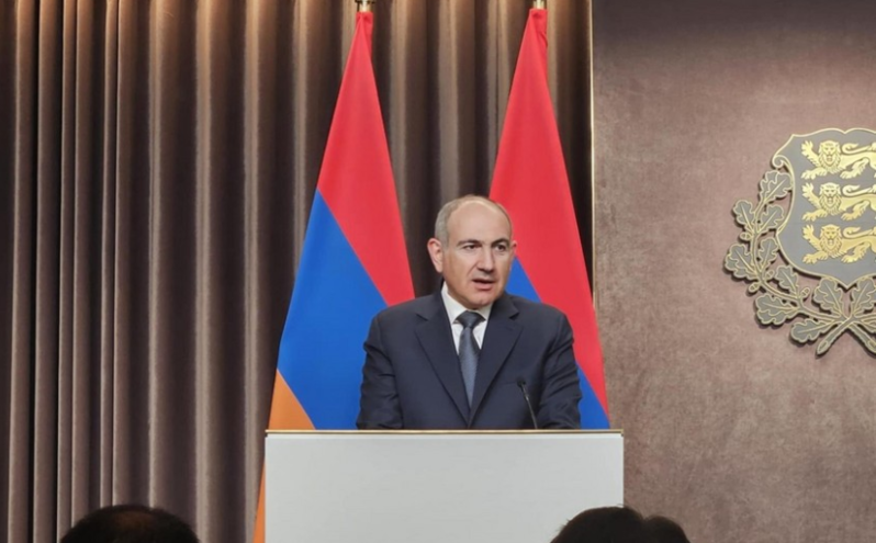 Paşinyan: Biz Azərbaycan vasitəsilə üçüncü ölkələrlə əlaqələrin qurulmasında maraqlıyıq