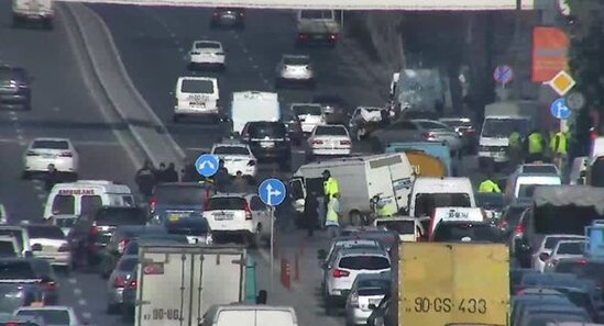 Bakının mərkəzindəki ağır qəzanın görüntüləri - YENİLƏNİB + FOTO/VİDEO