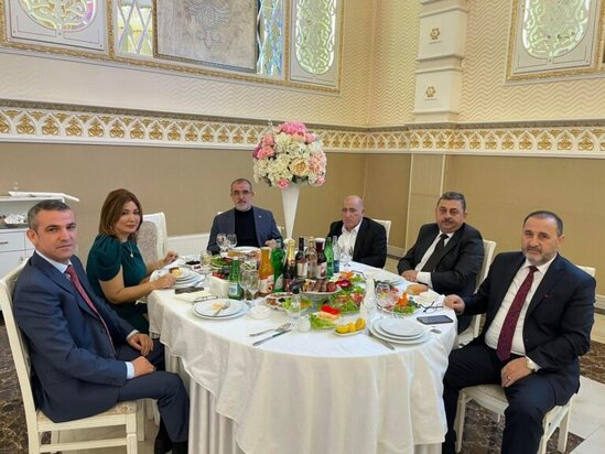 Tural Abbaslının toyudur - Foto