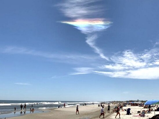 Səmada qeyr-adi göy qurşağı göründü — FOTOLAR