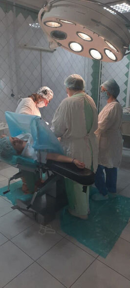 Mariupolda doğum evi atəşə tutulub - FOTO