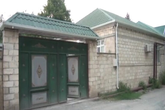 Azərbaycanda CİNAYƏTKAR DƏSTƏ tək yaşayan qadının evinə basqın etdi - FOTO
