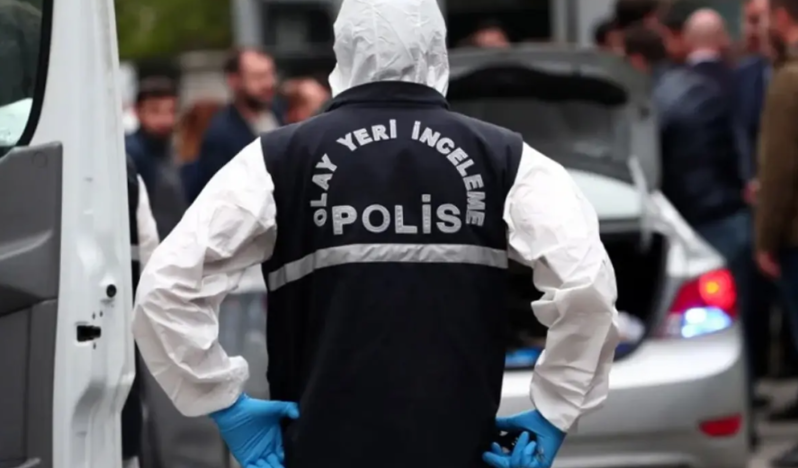 16 yaşlı qız avtomobildə silahla vurulmuş halda ölü tapıldı