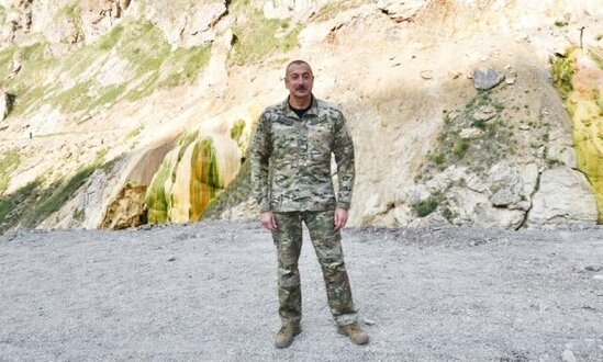 Prezident Hadrut qəsəbəsinə və Tuğ kəndinə getdi