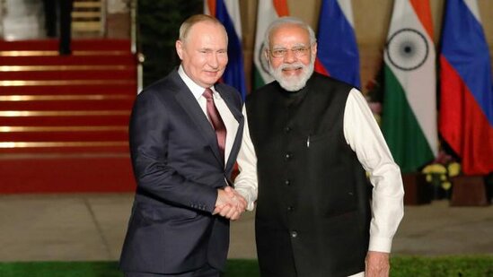 Hindistanın baş naziri Modi Putinlə telefon danışığı aparıb