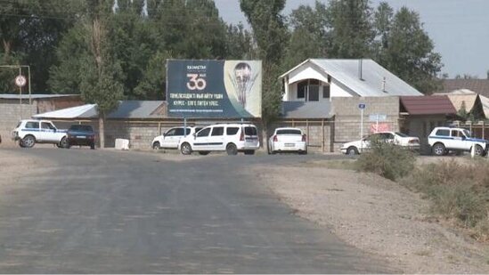 Qazaxıstanda sursat anbarında partlayış baş verdi