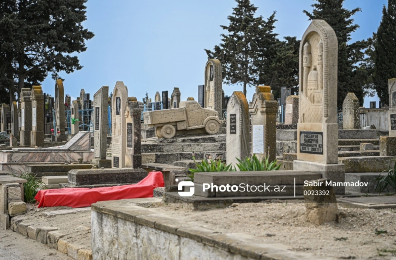 Bərdədə qəbiristanlıqda 22 yaşlı gənc ÖLDÜRÜLDÜ