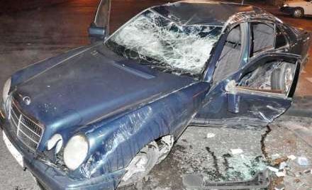 Bakıda ağır qəza: 2 ölü, 2 yaralı var