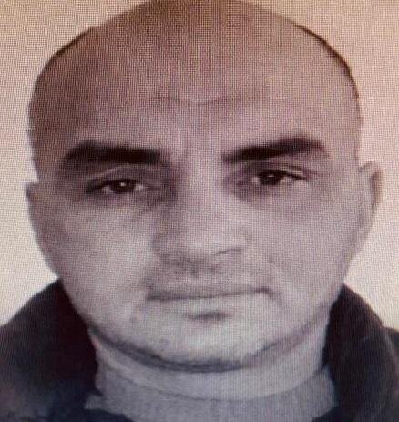 Qızıl tapmaq məqsədilə tarixi abidəni sökmək istədilər - FOTOLAR