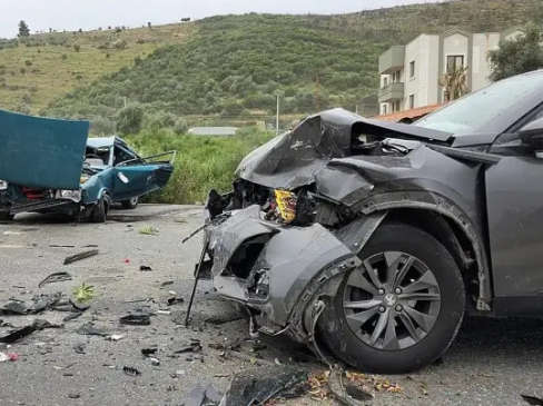 Tanınmış aktrisa avtomobil qəzası keçirdi - FOTO