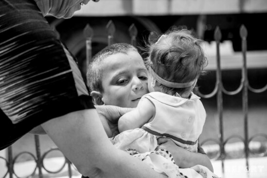 Körpəsi ilə azadlığa çıxan qadın: "Bir də bura gəlmərəm..." - HƏYAT HEKAYƏTİ