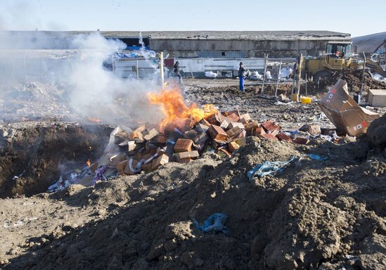 Sənaye tullantılarını yandıran şirkət direktoru cərimələnib