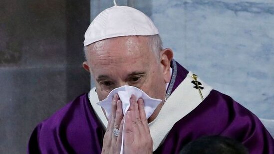 Roma Papası xəstəlik səbəbindən messa keçirtməkdən imtina etdi