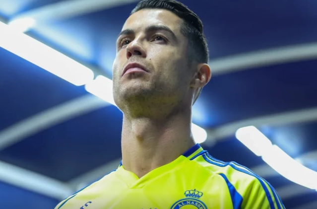 Ronaldo üç ən yaxşı müasir futbolçunun adını AÇIQLADI