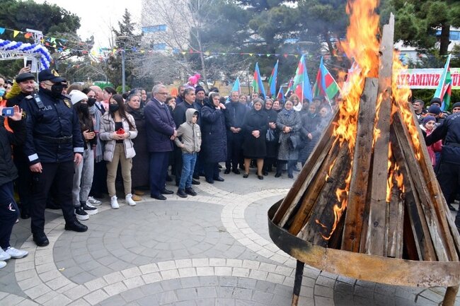 Paytaxtın Səbail rayonunda Novruz şənliyi keçirilib - FOTOLAR