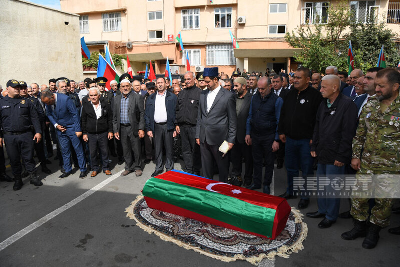 Daşaltıda 31 il sonra meyitinin qalıqları tapılan şəhidlə vida mərasimi başa çatıb - YENİLƏNİB - FOTO
