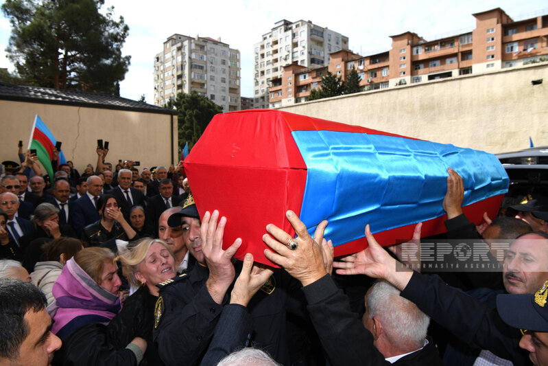 Daşaltıda 31 il sonra meyitinin qalıqları tapılan şəhidlə vida mərasimi başa çatıb - YENİLƏNİB - FOTO