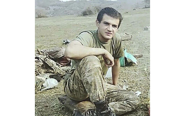 Şəhidin qardaşı doğuldu, onun adını qoydular