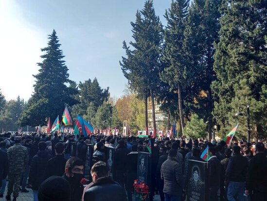 Şəhid Elmin Əlizadə dəfn olundu - FOTO/VİDEO