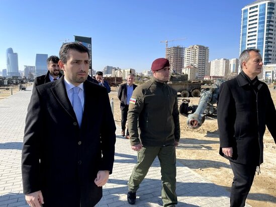 Selçuk Bayraktar Qənimətlər Parkında - FOTOLAR