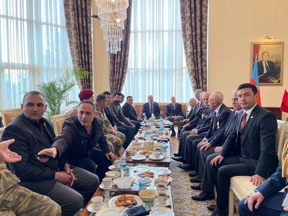 Türkiyəyə səfər edən qazilərimiz Azərbaycan səfirliyində - FOTO