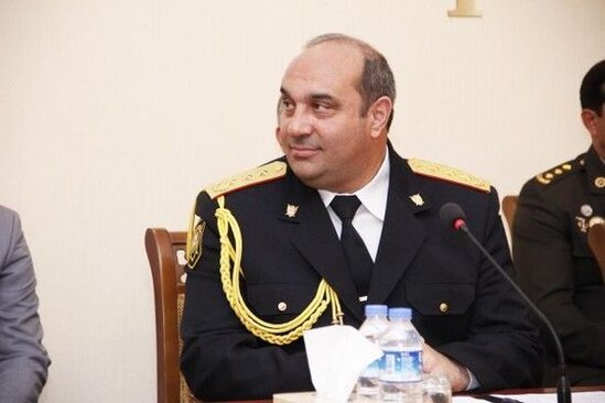 Nazir polis polkovnikini təqaüdə göndərdi - FOTO