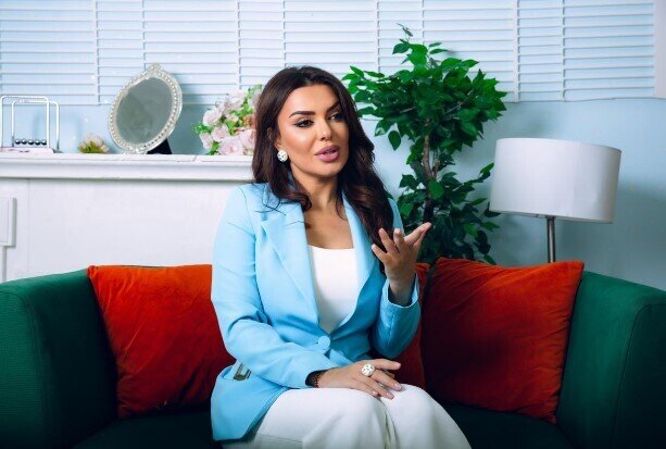 "Sosial şəbəkə məhsul yox, hiss satır" - Samirə Bağırova