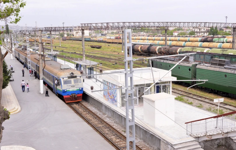 Bakıda dəmiryolu vağzalında QAN TÖKÜLDÜ