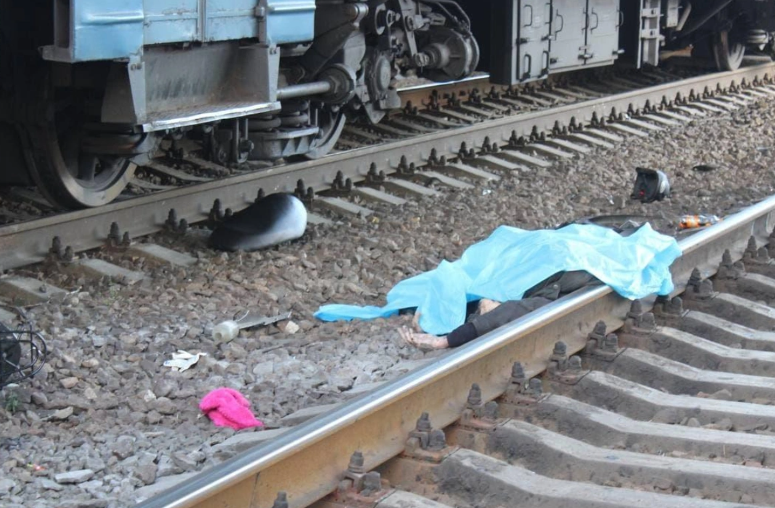 Daha bir nəfəri qatar vurub ÖLDÜRDÜ