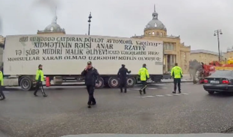 TIR-larla yolu bağlayan şirkət rəhbəri və atasına birlikdə 14 il həbs istənildi