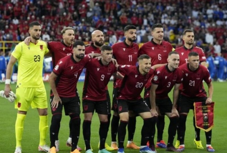 UEFA Albaniya millisini cəzalandırdı