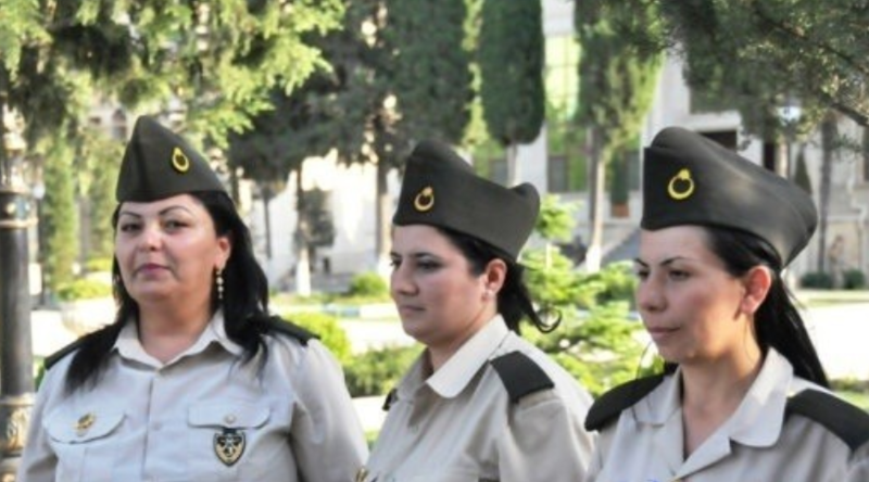 Azərbaycanda qadın komandirlərin sayı niyə azdır? - AÇIQLAMA