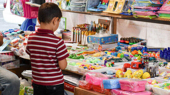 Valideynlərə ŞAD XƏBƏR: Ucuz məktəbli yarmarkaları açıldı - QİYMƏTLƏR