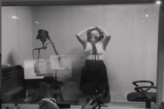 Röya şəhidin sevgilisinə yazdığı sözlərə MAHNI OXUDU-VİDEO