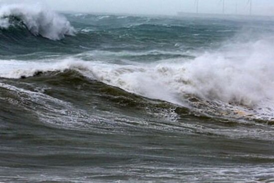 "Qamma" fırtınası Meksika sahillərinə çatıb