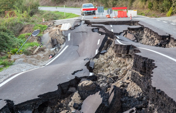 Alimlərdən sensasiyalı açıqlama: Zəlzələlər planetimizi xilas edəcək