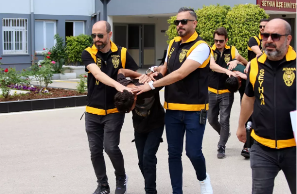 Sevgili yalanı ilə tələyə saldılar, döyüb hərşeyini aldılar