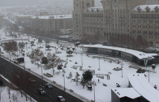 Şaxtalı və soyuq havada işə getməyən və ya gecikənlərə güzəşt nəzərdə tutulub? - RƏSMİ AÇIQLAMA
