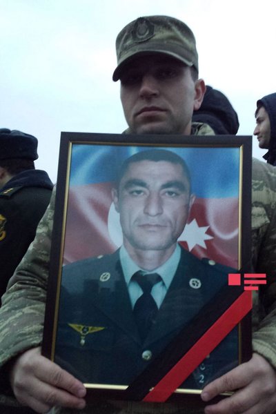 Erməni təxribatı nəticəsində şəhid olan hərbçimiz 5 gün əvvəl ata olmuşdu + dəfndən FOTOLAR