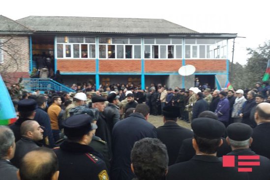 Erməni təxribatı nəticəsində şəhid olan hərbçimiz 5 gün əvvəl ata olmuşdu + dəfndən FOTOLAR