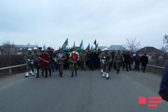 Erməni təxribatı nəticəsində şəhid olan hərbçimiz 5 gün əvvəl ata olmuşdu + dəfndən FOTOLAR