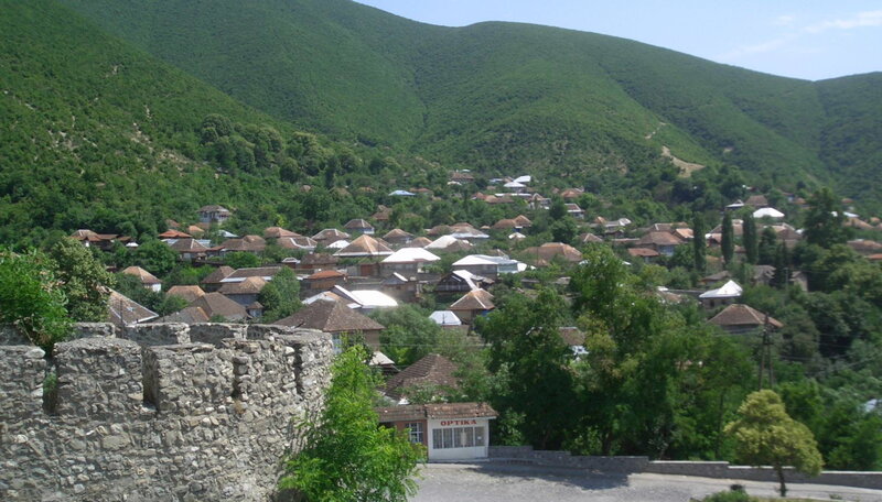 Turistlərin ən çox axın etdiyi BÖLGƏMİZ: Minlərlə insan buraya gəlir - VİDEO