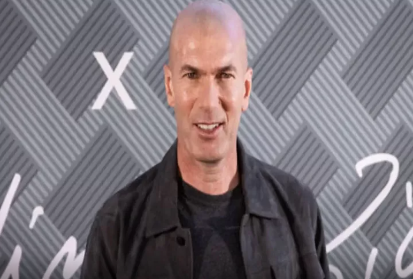 "Bu, rüsvayçılıqdır" - Zidandan Fransa millisinə sərt tənqid