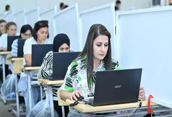 73 mindən çox müəllimin maaşı artdı